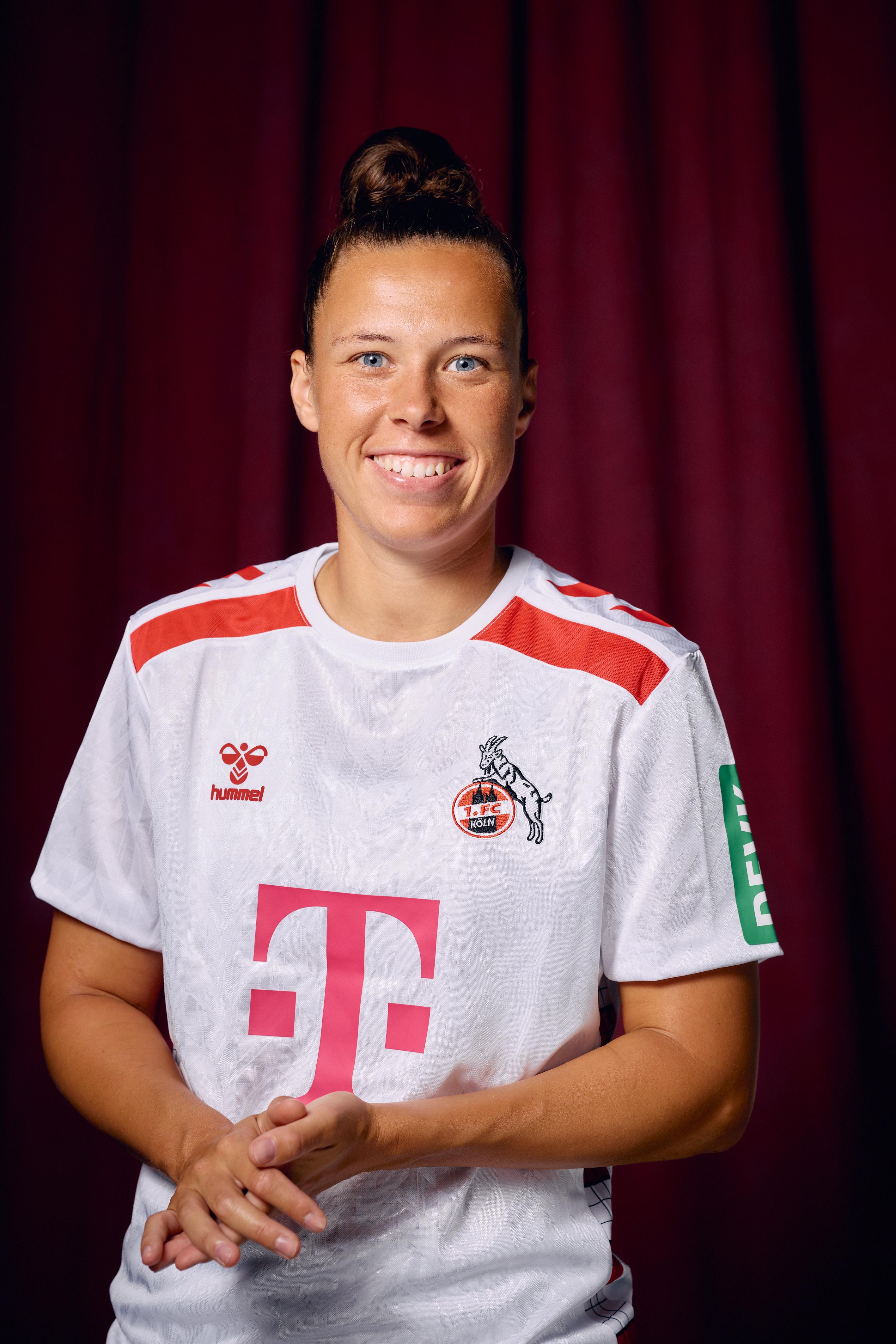 17 Nicole Billa 1FCKoelnFrauen 2649