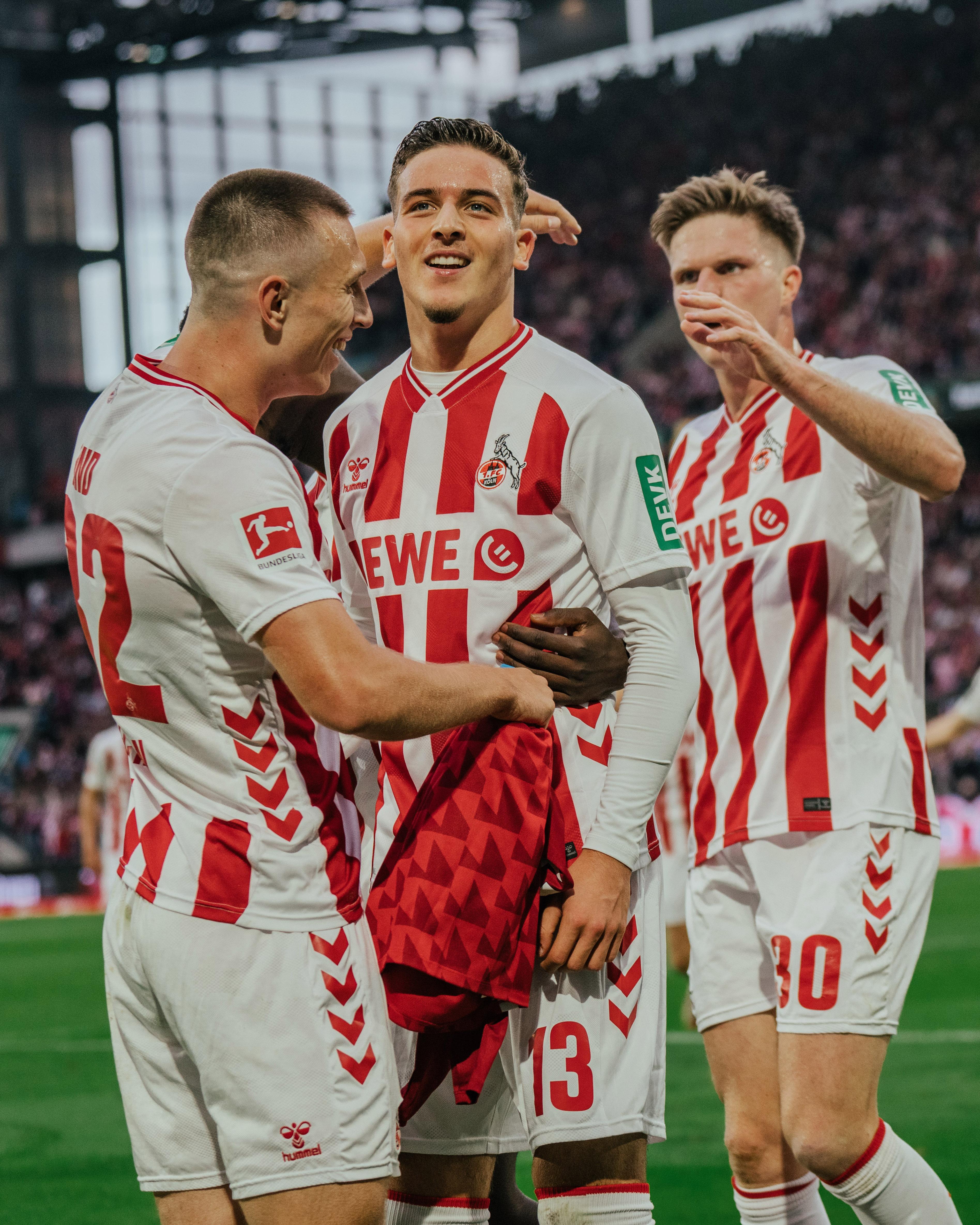 20251018 El Mala Jubel.jpg